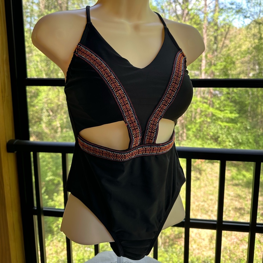 Xhiliration One Piece High-Cut Legs Cut-Out Swimsuit with Multicolor Trim ~ S - Picture 12 of 13